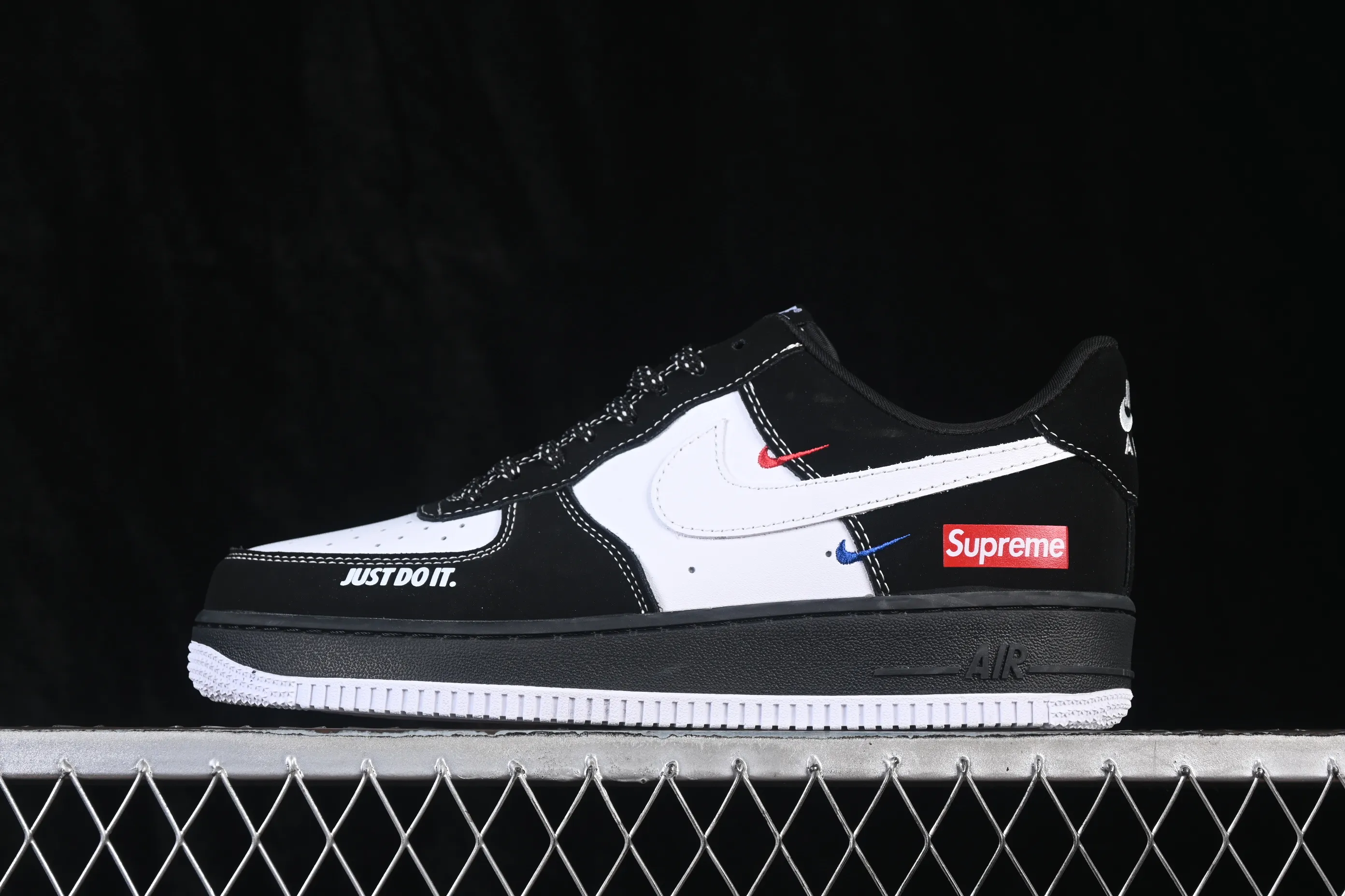 All categories Nk Air Force 1 Air Force series Nk Air Force 1 Low Air Force low-top Nike Air Force 1'07 Low minimalist contrast color Air Force 1 low-top casual sneakers KJ1688-027